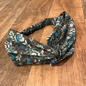 Green Floral Cloth Headband